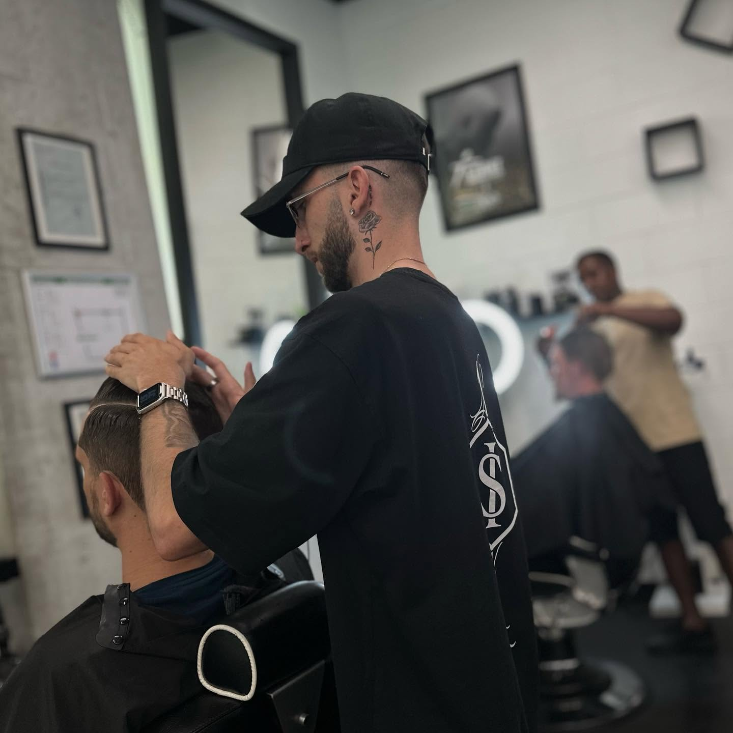 Rasage traditionnel à la serviette chaude chez South Barber, Belval